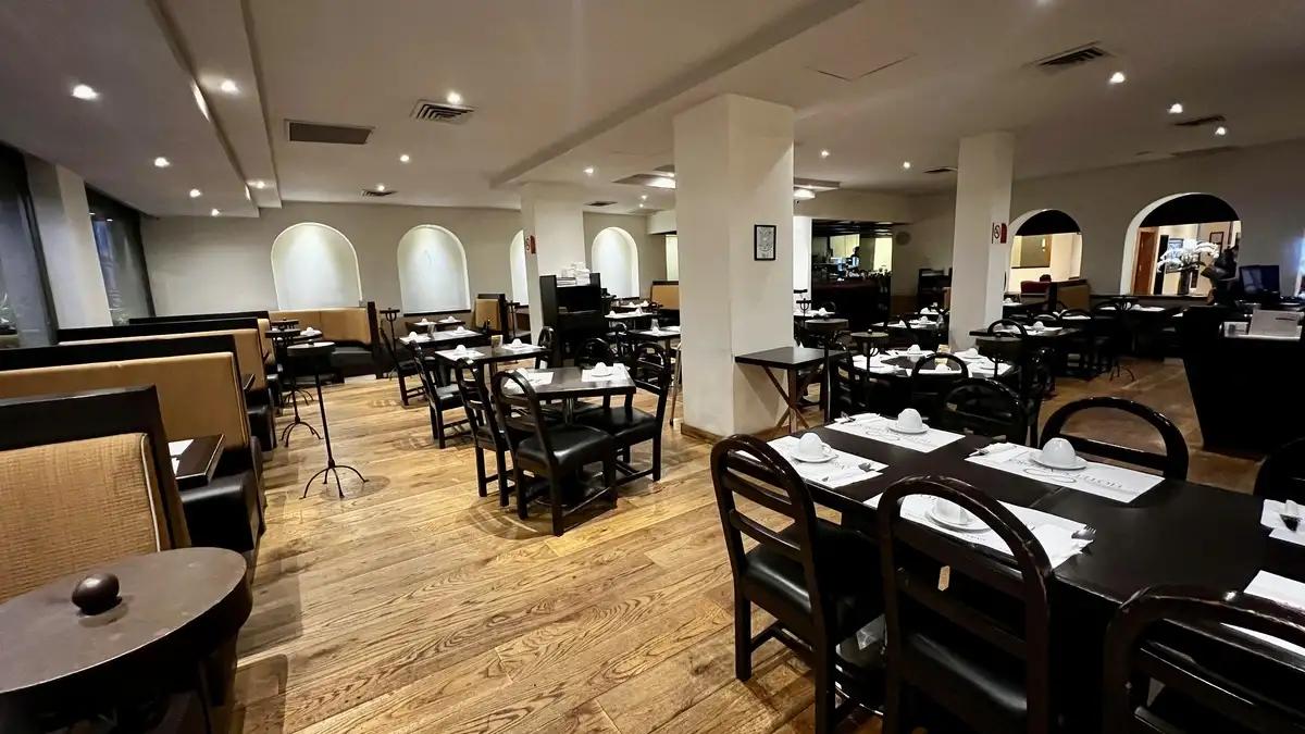 Panoramic View of Restaurante Catedral